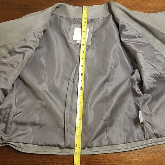 Romeo & Juliet Gray Vegan Zipper Jacket - Picture 8 of 11